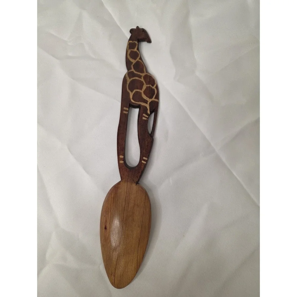 HAND CARVED WOODEN GIRAFFE SALAD TOSS SERVING SET